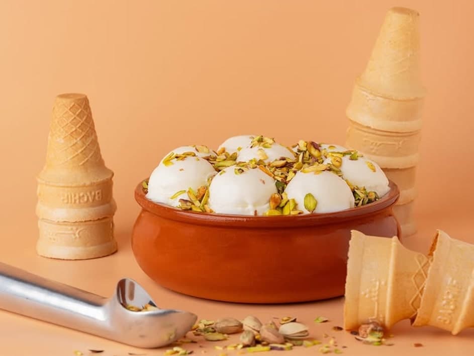 Pistachio ice cream display pan at Bachir